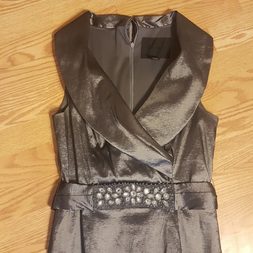 Dress - Picture 3 of 3